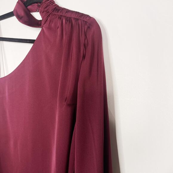 Intermix Size 2 Burgundy Red Silk Off The Shoulder Long Sleeve Blouse Mock Neck - Picture 4 of 13